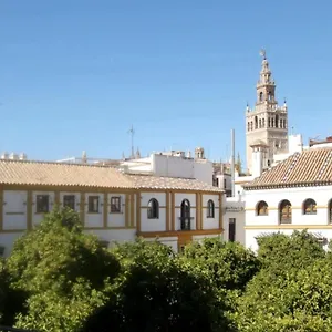 En La Plaza Dona Elvira, 7 Apartment Seville